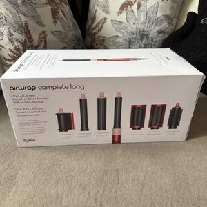 🐝 Dyson air wrap *NIB* AMAZING DEAL!! 🐝